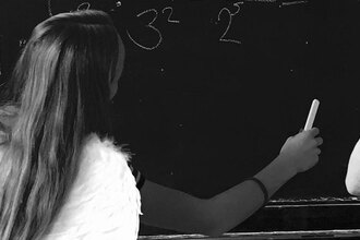Výstava fotografií studentů Gymnázia a SOŠ Vyškov
